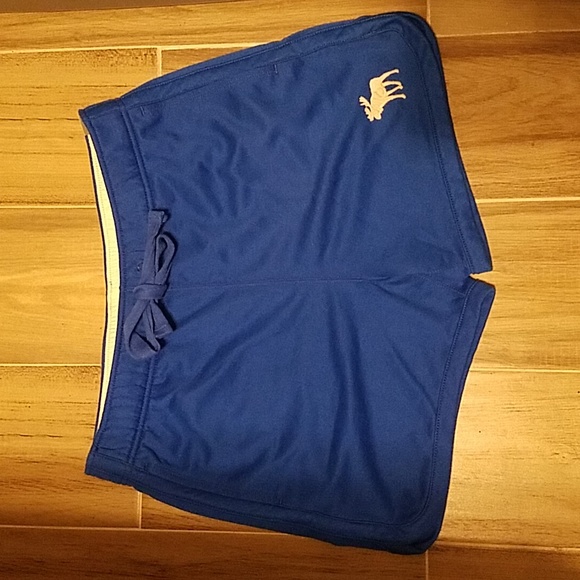 Abercrombie and Fitch active shorts - Picture 1 of 5